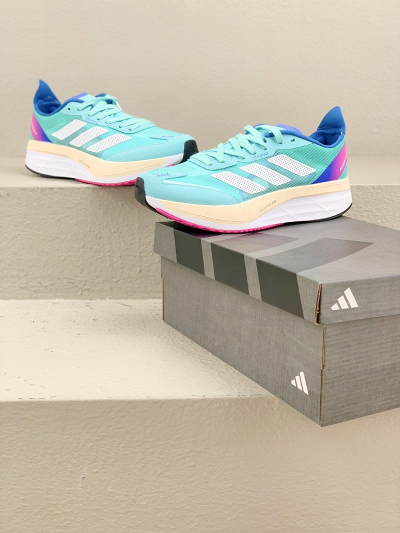 Adidas Sneakers